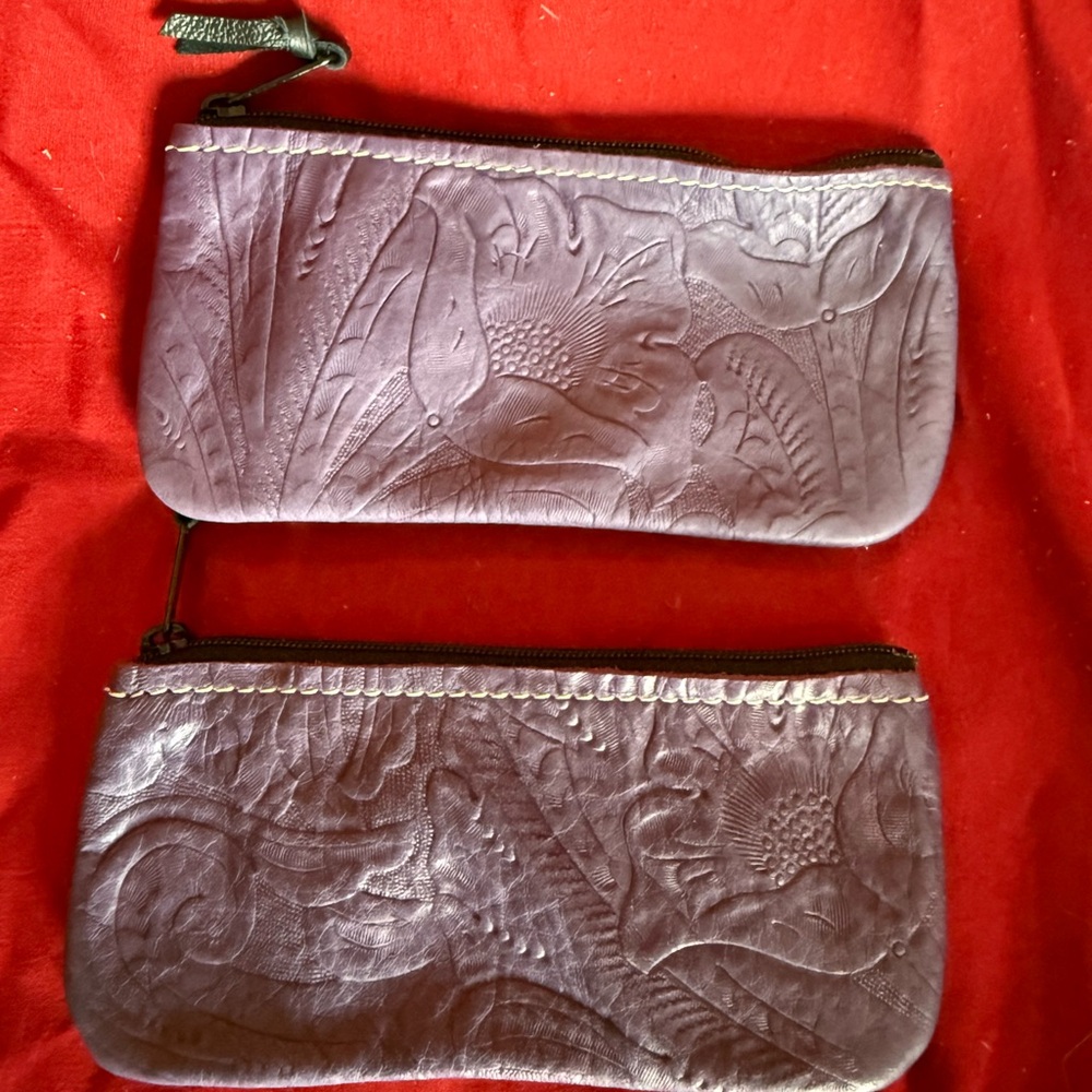 Holy Cow - New sidekicks $125 Floral Embossed Purple Leather Set